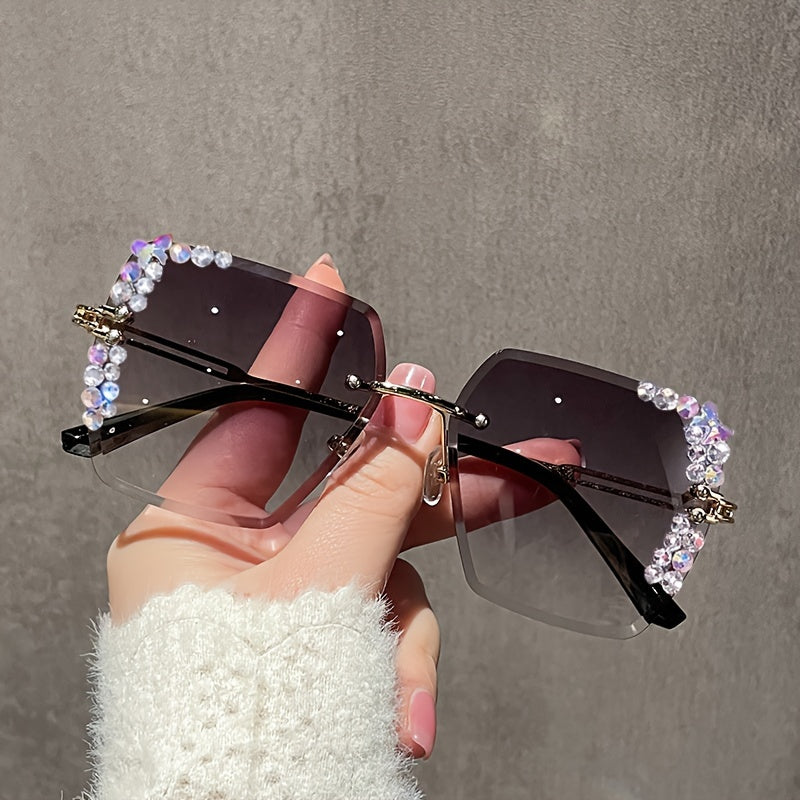 Rhinestone Inlaid Frame Glasses