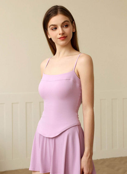 Curved Hem Sports Spaghetti Straps Tank Tops with Chest Pad