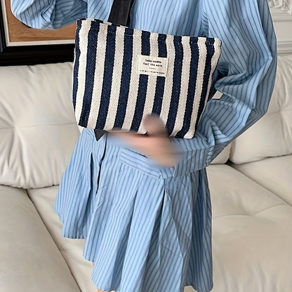 Striped Pattern Zipper Cosmetic Bag