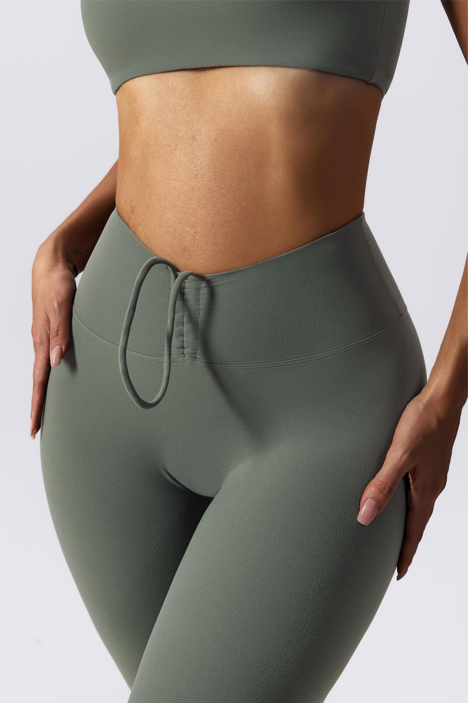 Scrunch Leggings with Drawstring - Stylish and Comfortable Choice