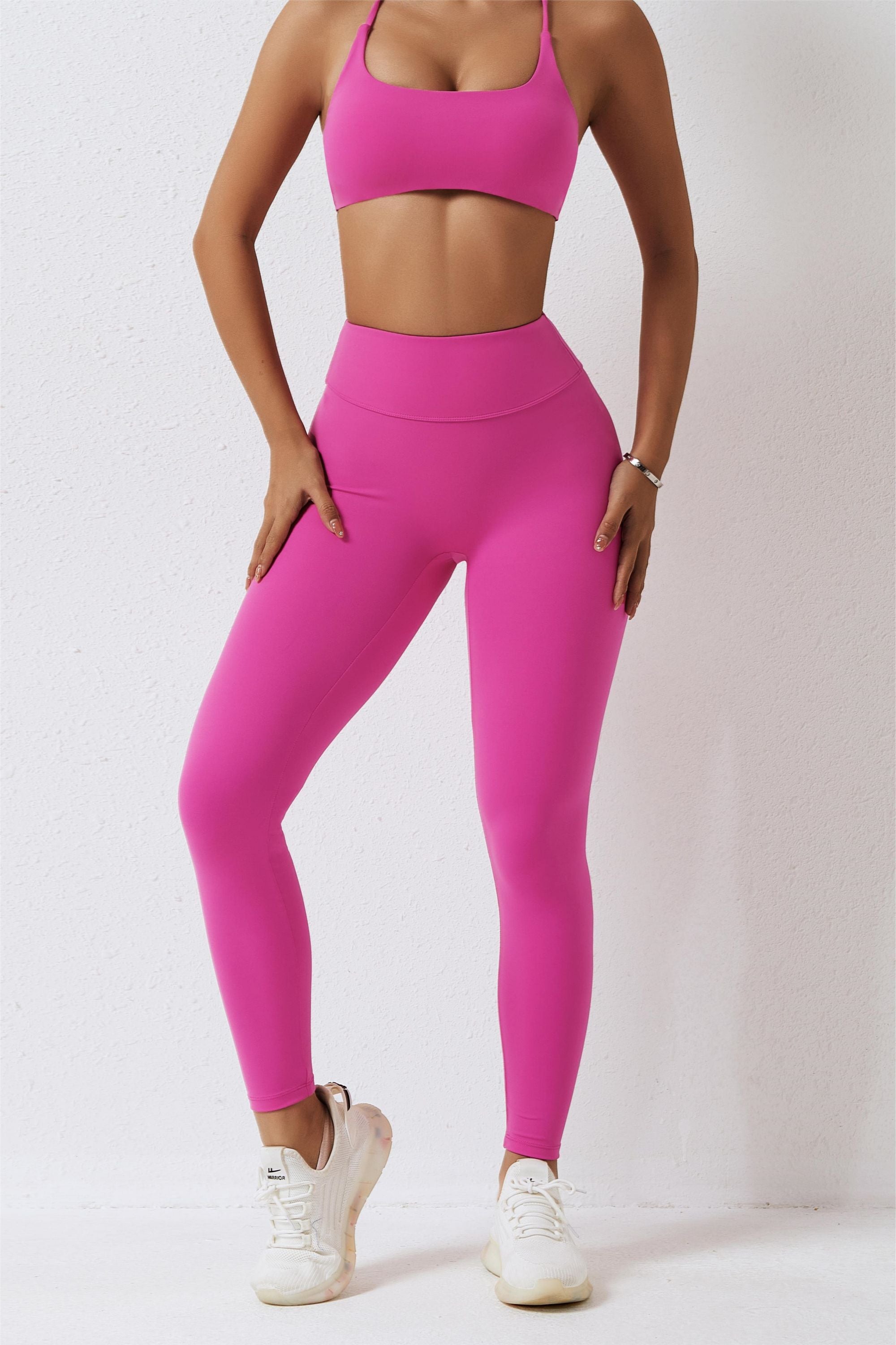 High-Waist Seam Free Scrunch Leggings - Trendy Workout Choice 