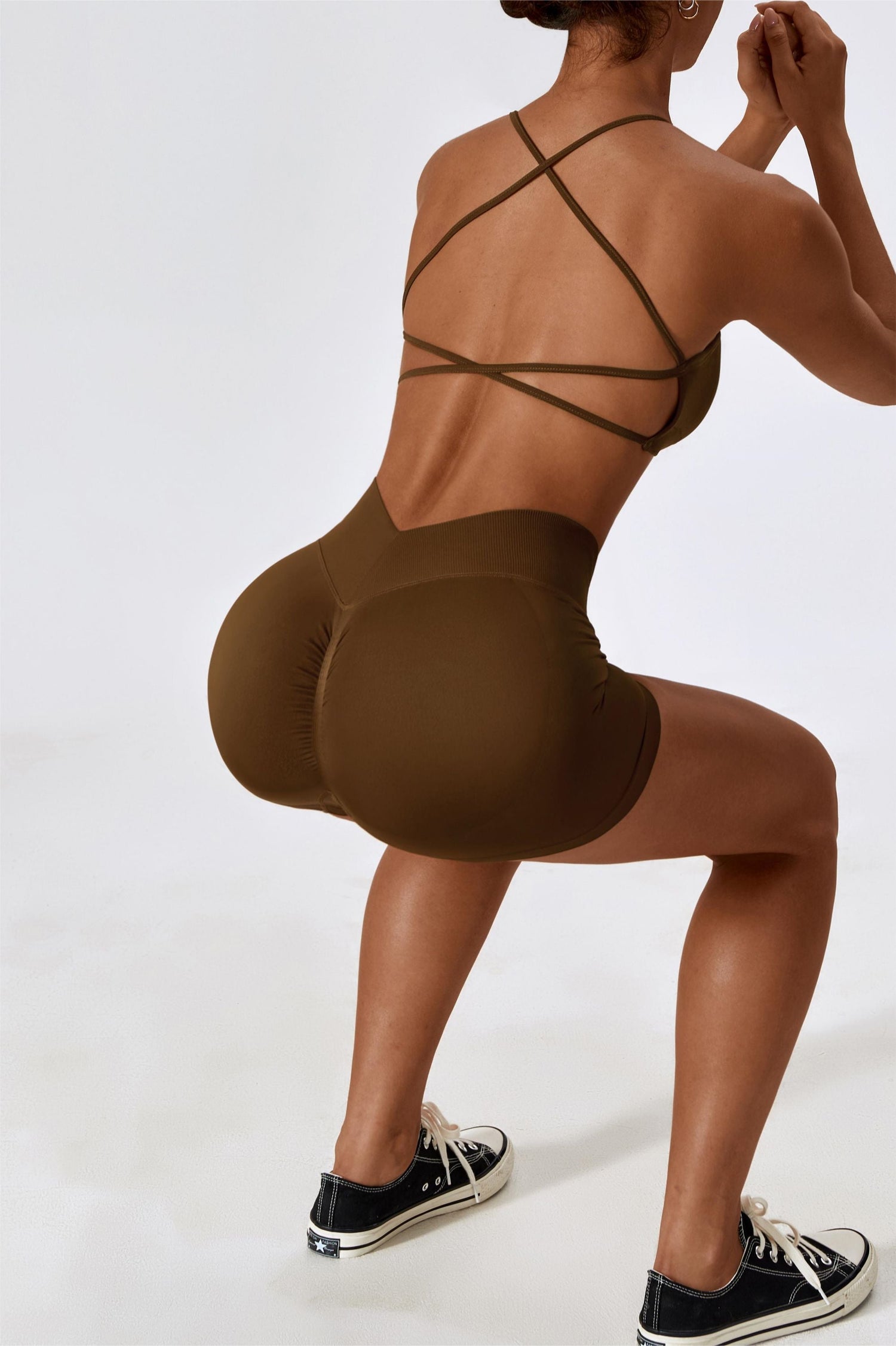 V-Back Seamless Scrunch Butt Shorts