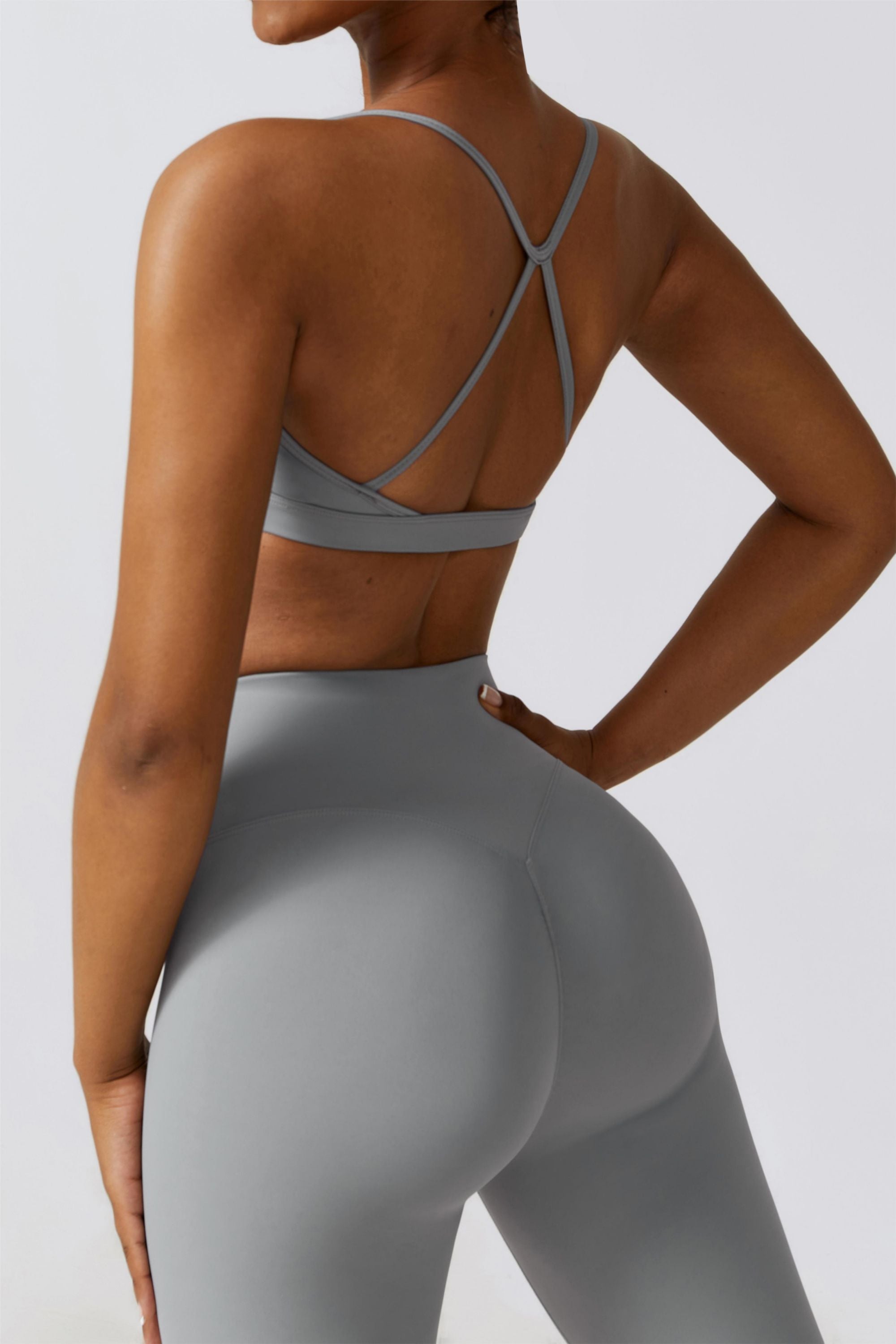 Scoop Neck Strappy Sports Bra | Chic Design &amp; Comfortable Support