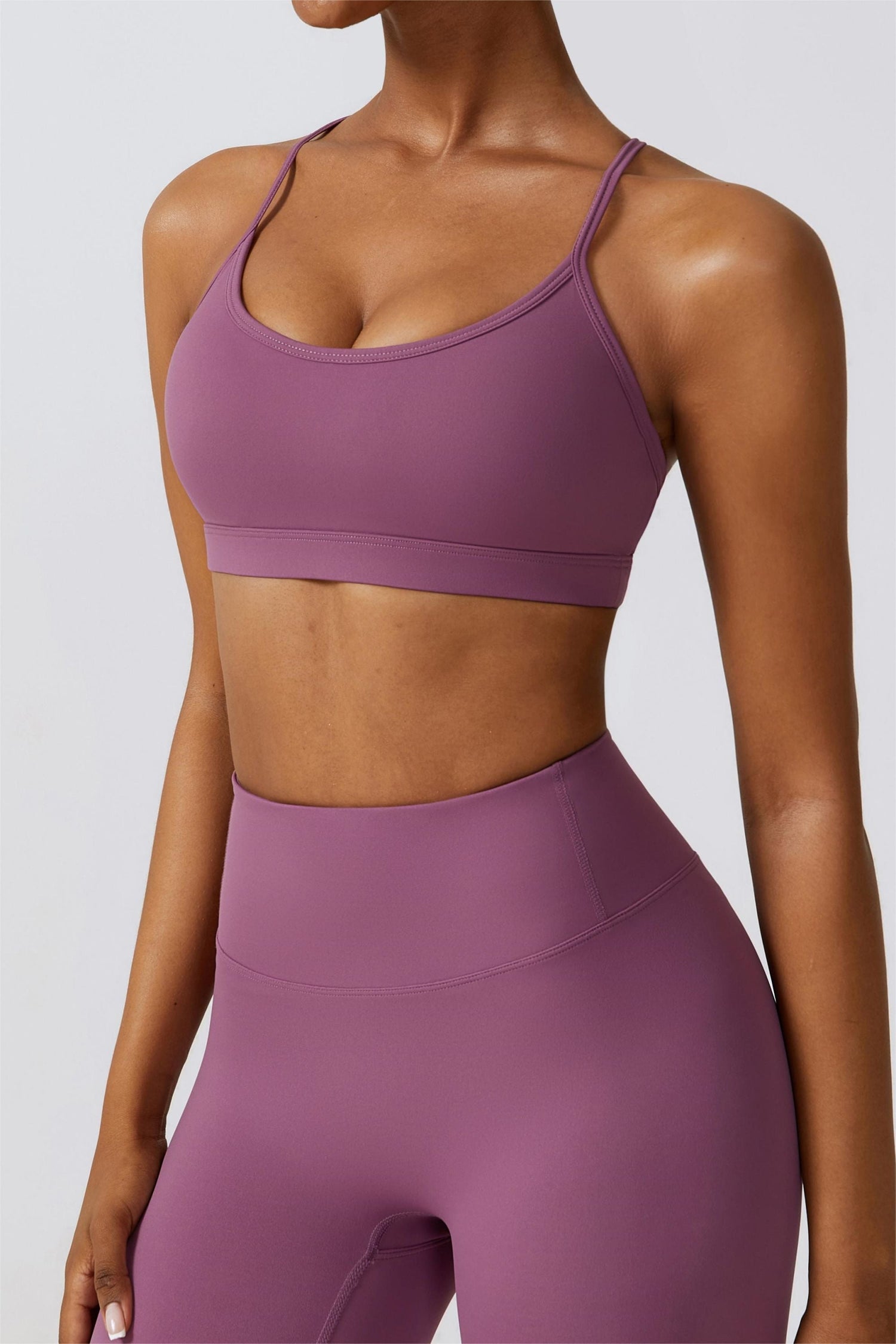 Scoop Neck Strappy Sports Bra | Chic Design &amp; Comfortable Support