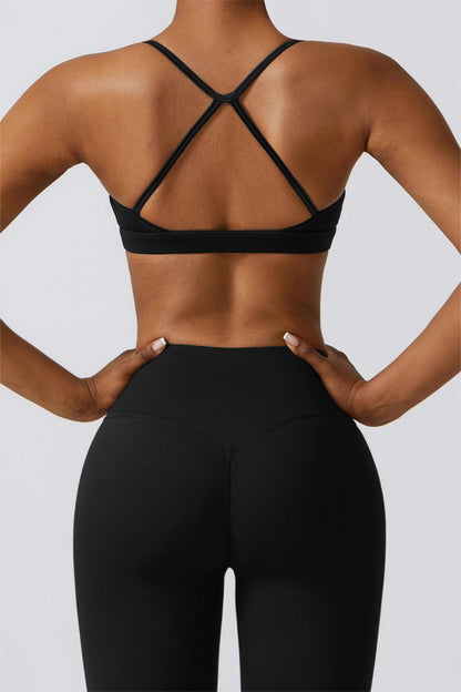 Scoop Neck Strappy Sports Bra | Chic Design &amp; Comfortable Support