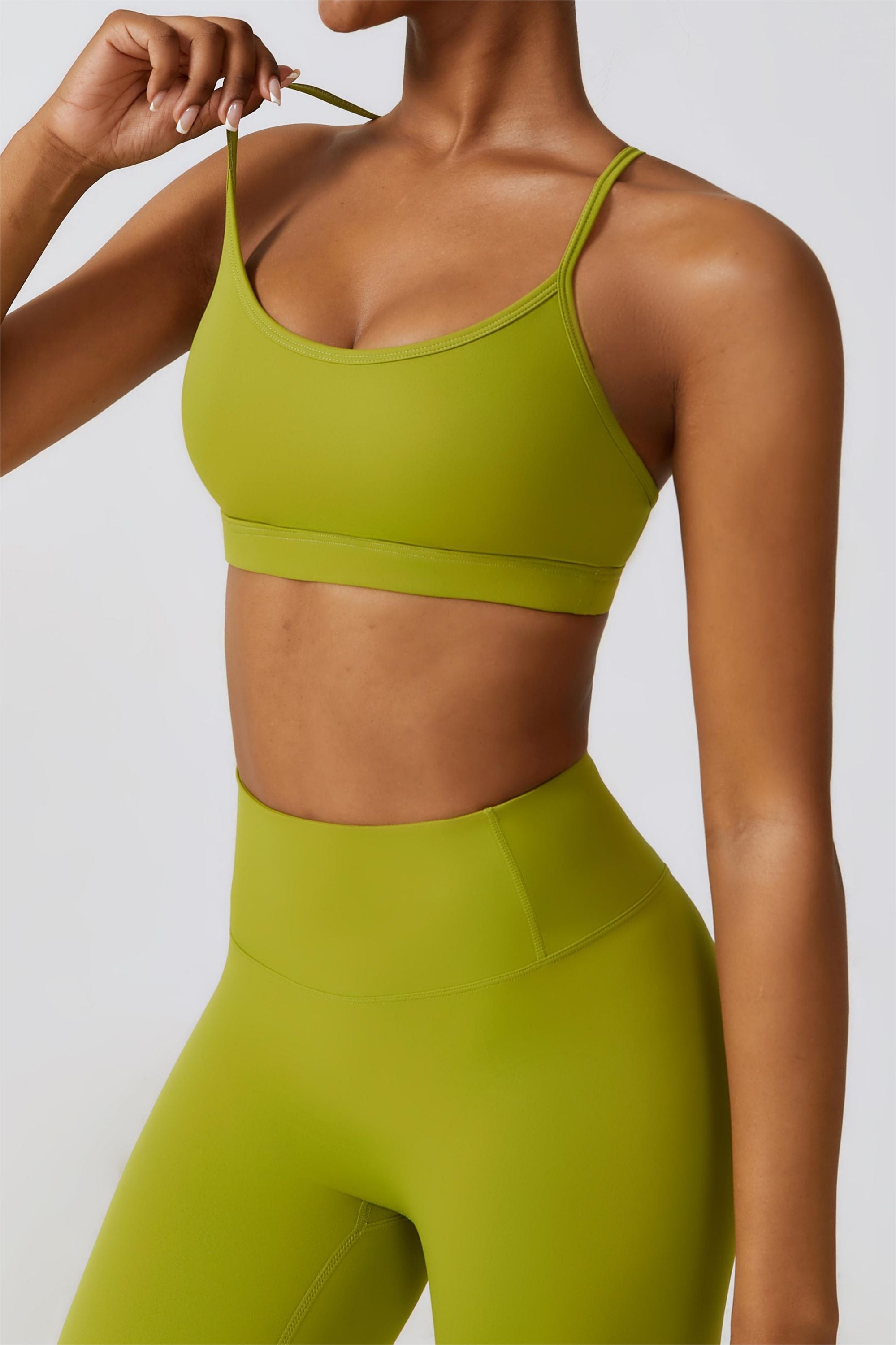 Scoop Neck Strappy Sports Bra | Chic Design &amp; Comfortable Support