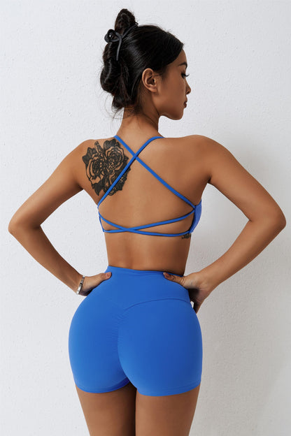 Scoop Neckline Crossover Strappy Sports Bra - Sexy and Functionality