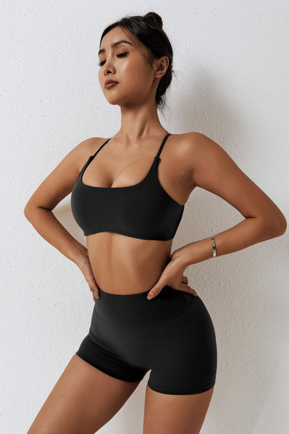 Scoop Neckline Crossover Strappy Sports Bra - Sexy and Functionality