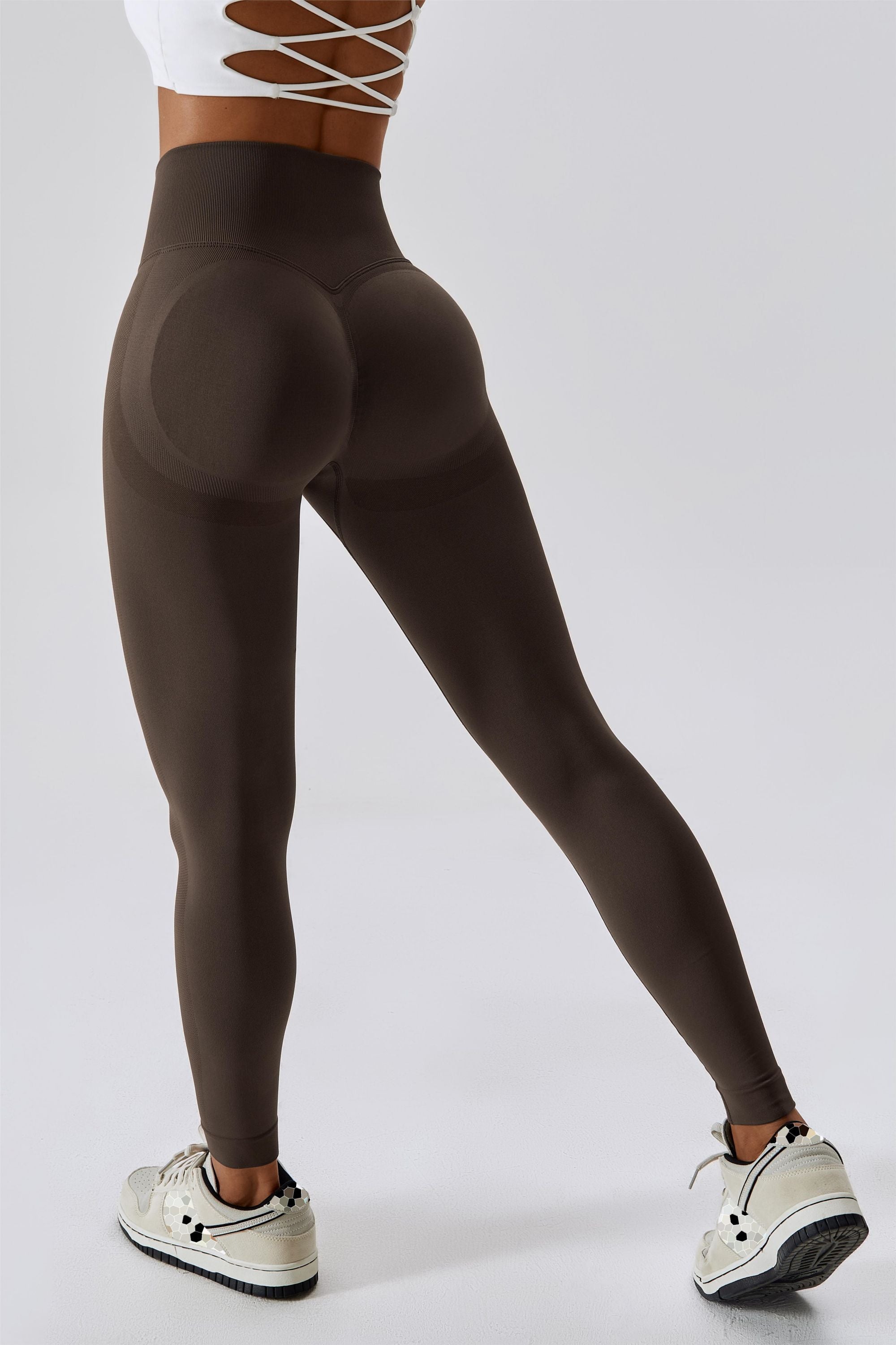 Seamless Butt Contouring Leggings - Sculpt Your Shape with Style