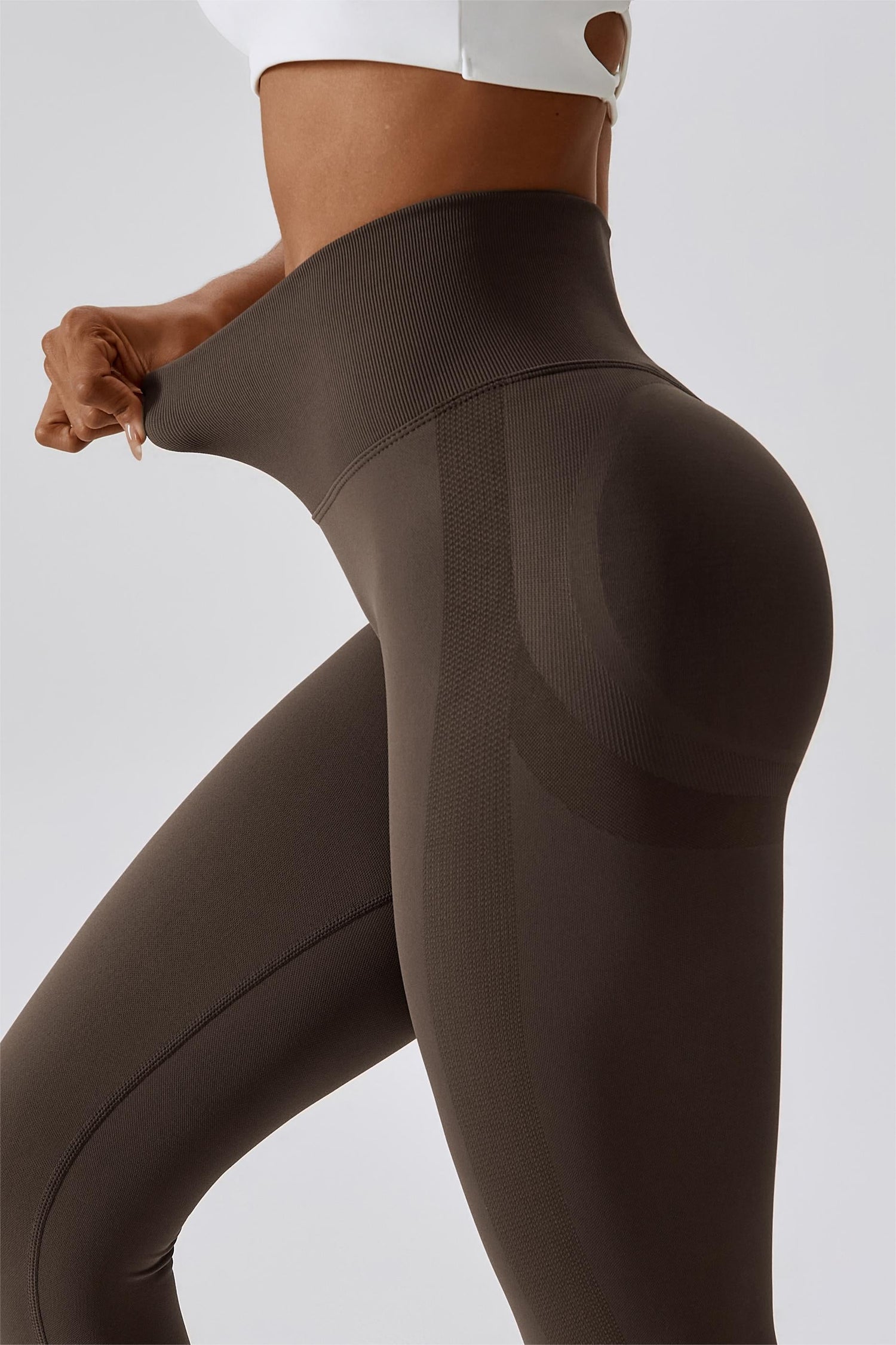 Seamless Butt Contouring Leggings - Sculpt Your Shape with Style