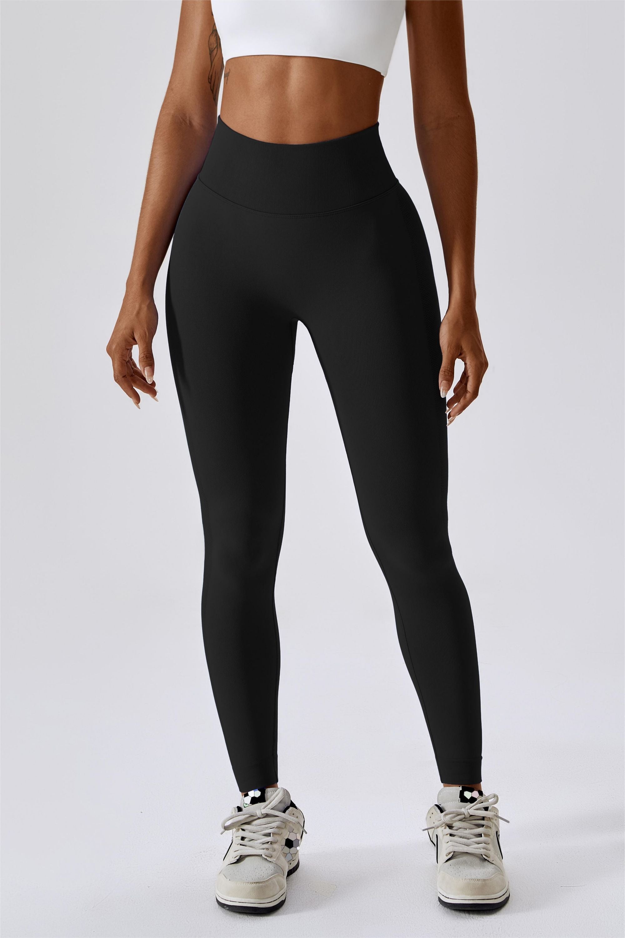 Seamless Butt Contouring Leggings - Sculpt Your Shape with Style