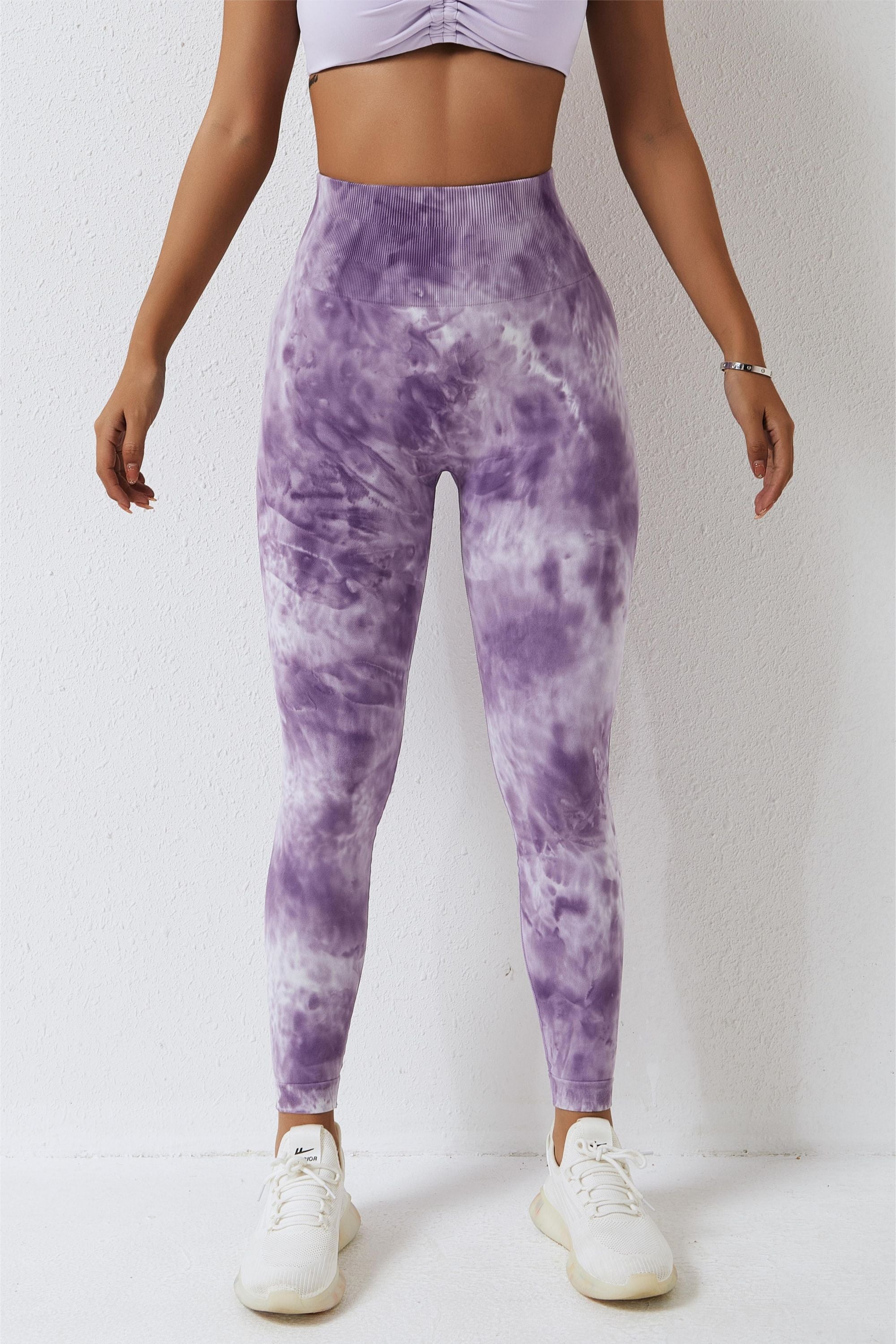 Seamless Tie Dye Scrunch Leggings - Embrace Your Bold Side