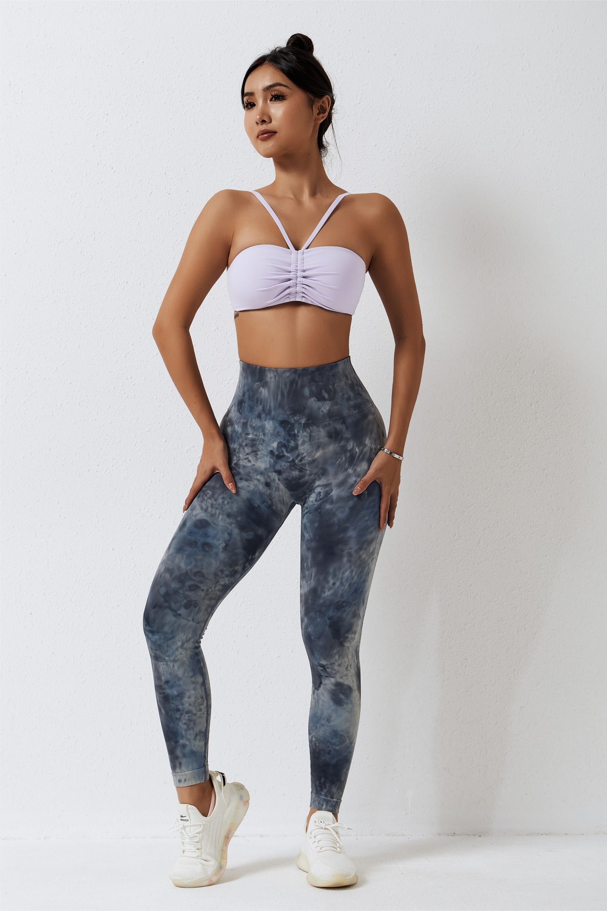 Seamless Tie Dye Scrunch Leggings - Embrace Your Bold Side