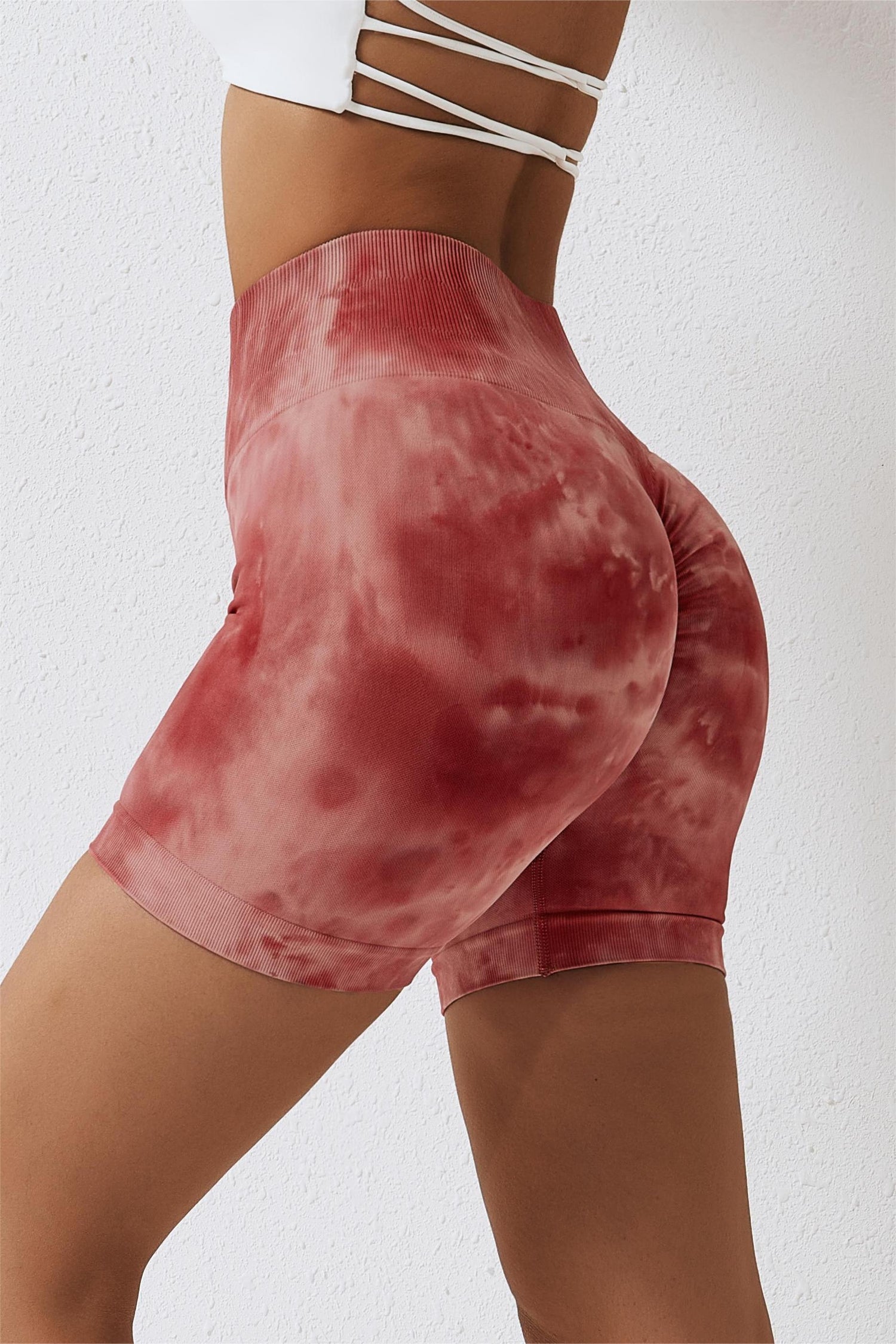 Seamless Tie Dye Scrunch Butt Shorts - Comfort and Style