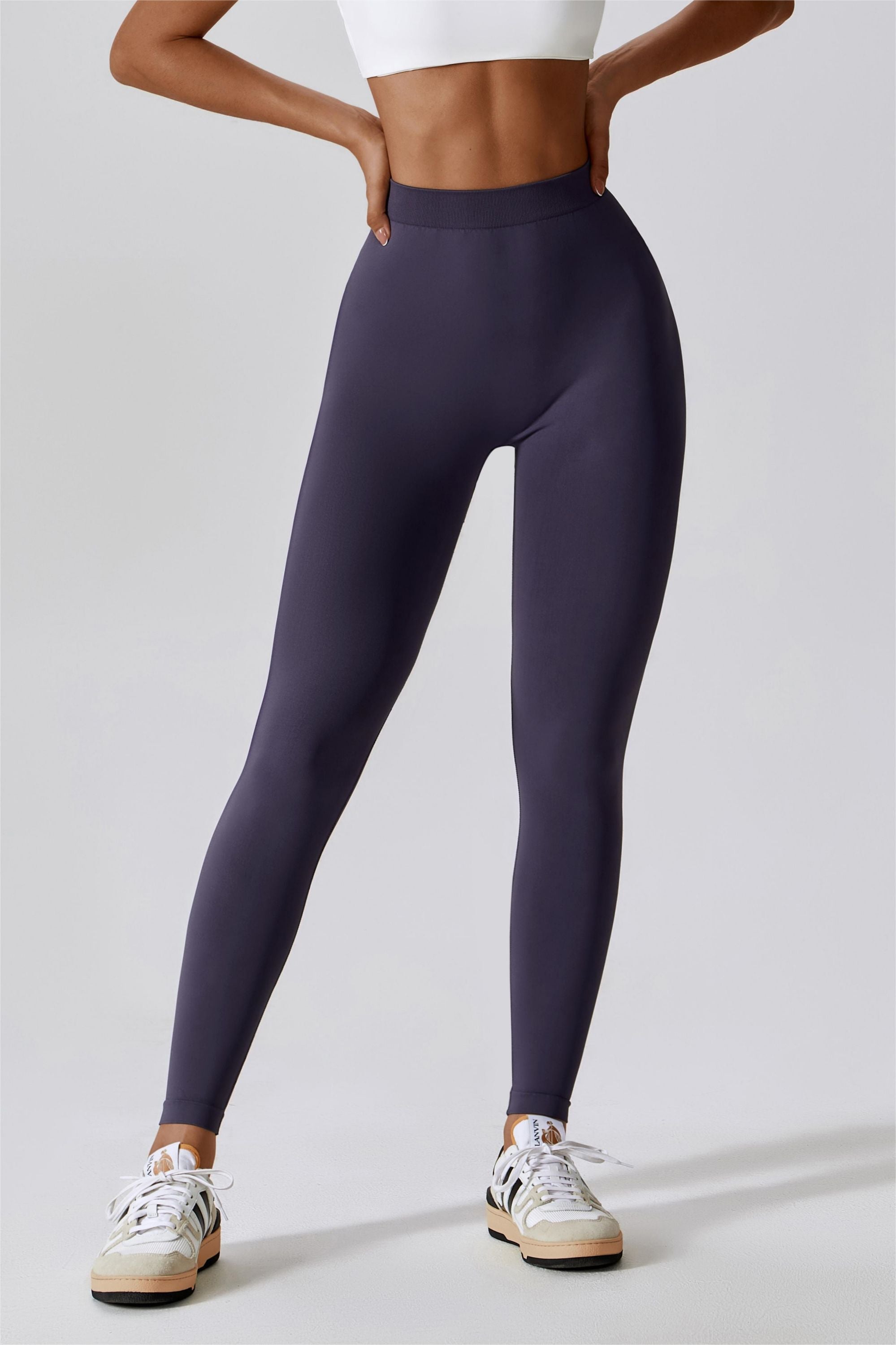 V-Back Seamless Scrunch Butt Legging | Flattering &amp; Comfortable Fit