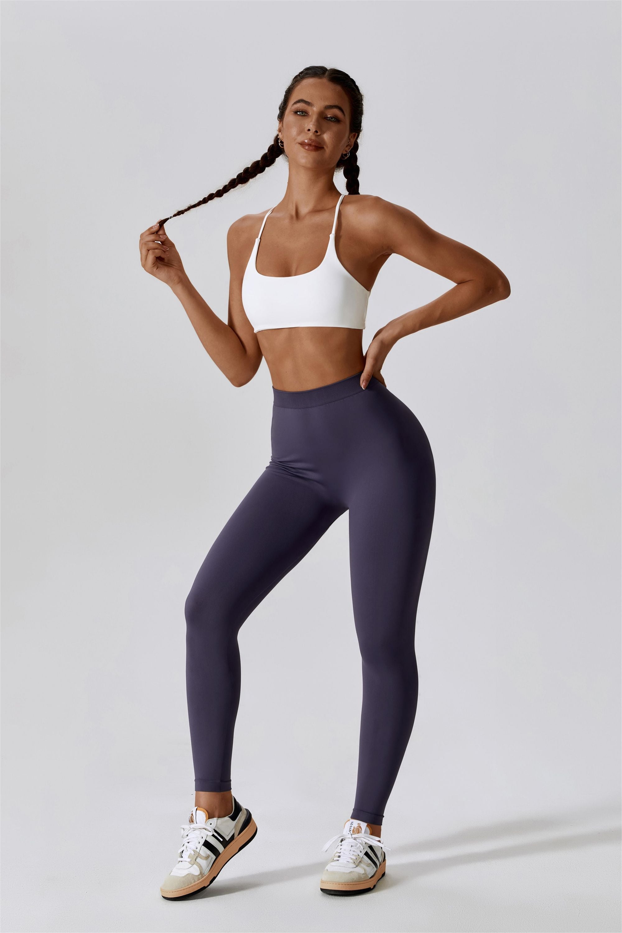 V-Back Seamless Scrunch Butt Legging | Flattering &amp; Comfortable Fit