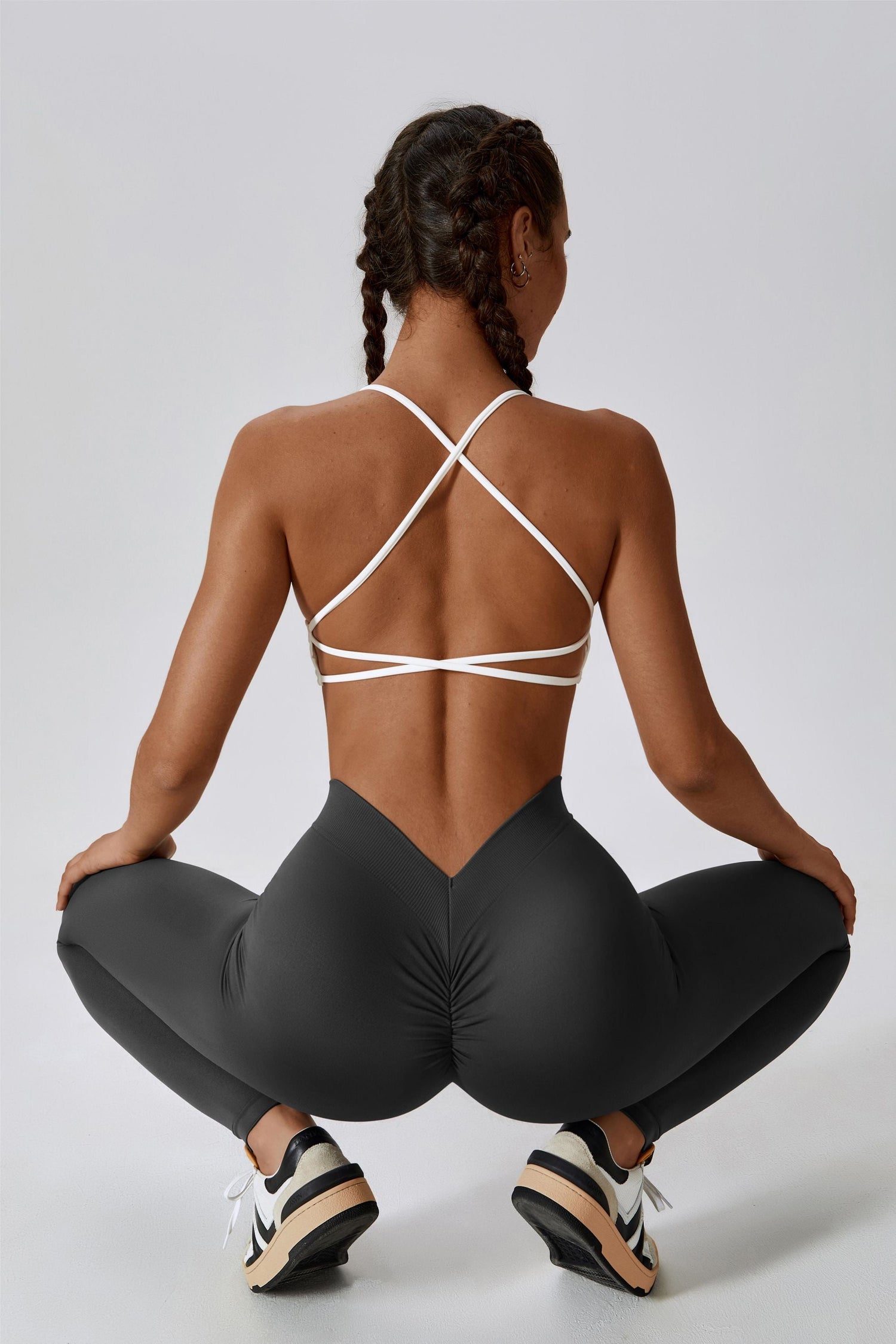 V-Back Seamless Scrunch Butt Legging | Flattering &amp; Comfortable Fit