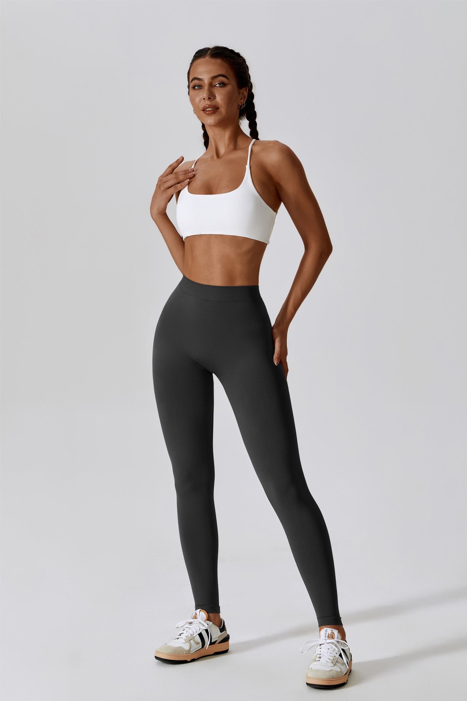 V-Back Seamless Scrunch Butt Legging | Flattering &amp; Comfortable Fit