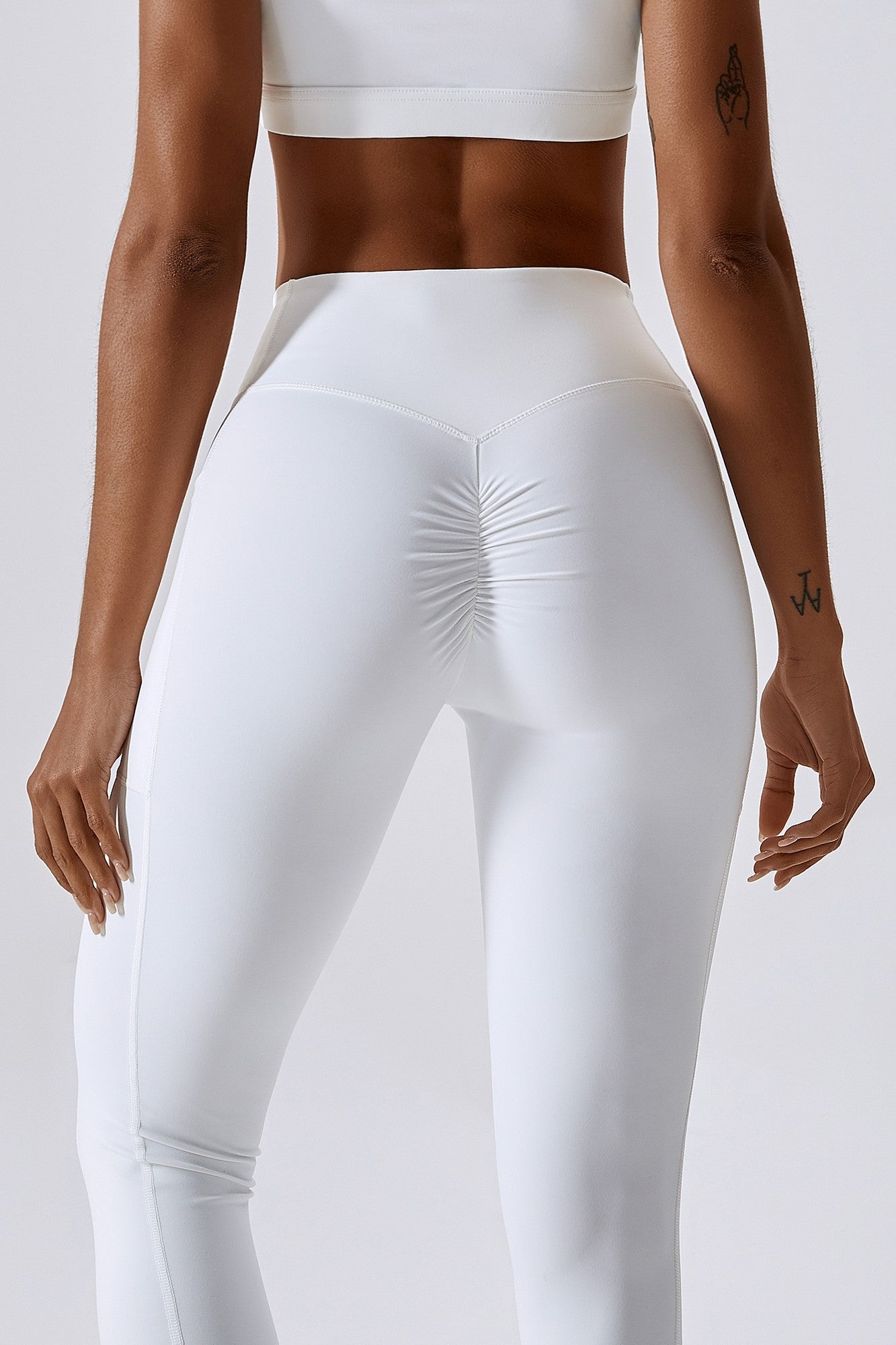 V-Waist Butt-Sculpting Leggings