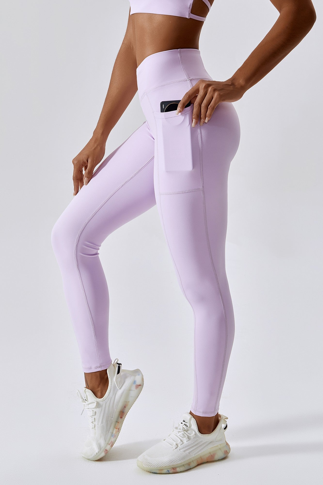 V-Waist Butt-Sculpting Leggings