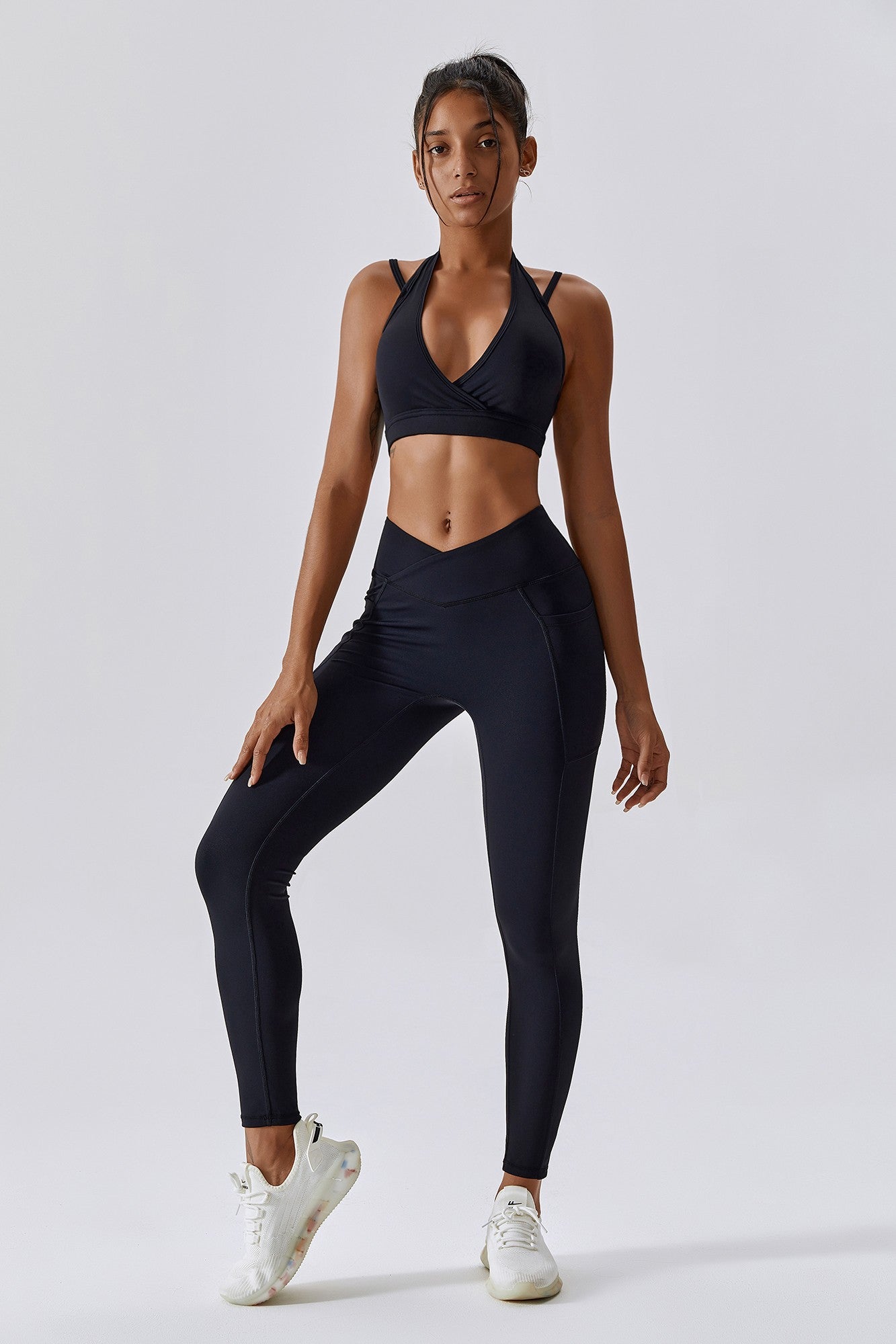 V-Waist Butt-Sculpting Leggings