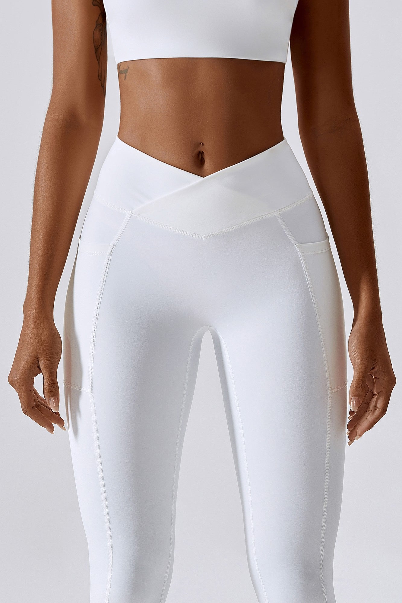 V-Waist Butt-Sculpting Leggings