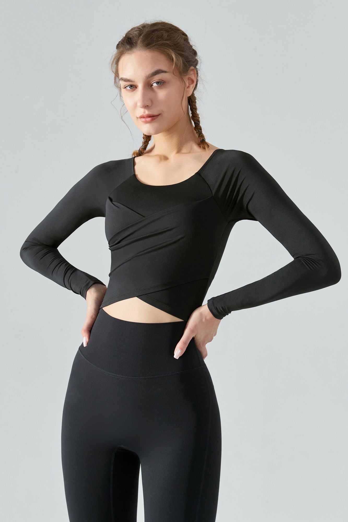 Long Sleeve Yoga Top with Front Tie Wrap Detailing for Stylish Comfort