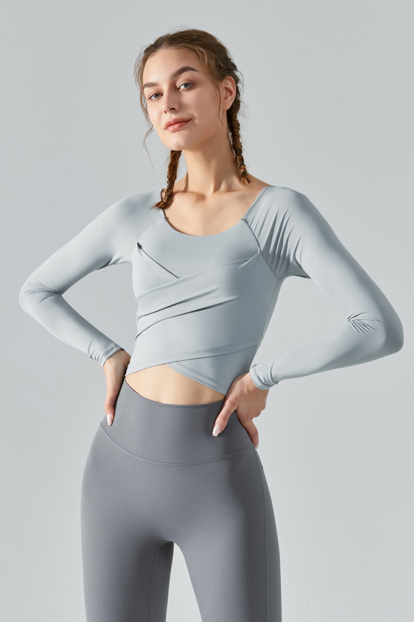 Long Sleeve Yoga Top with Front Tie Wrap Detailing for Stylish Comfort