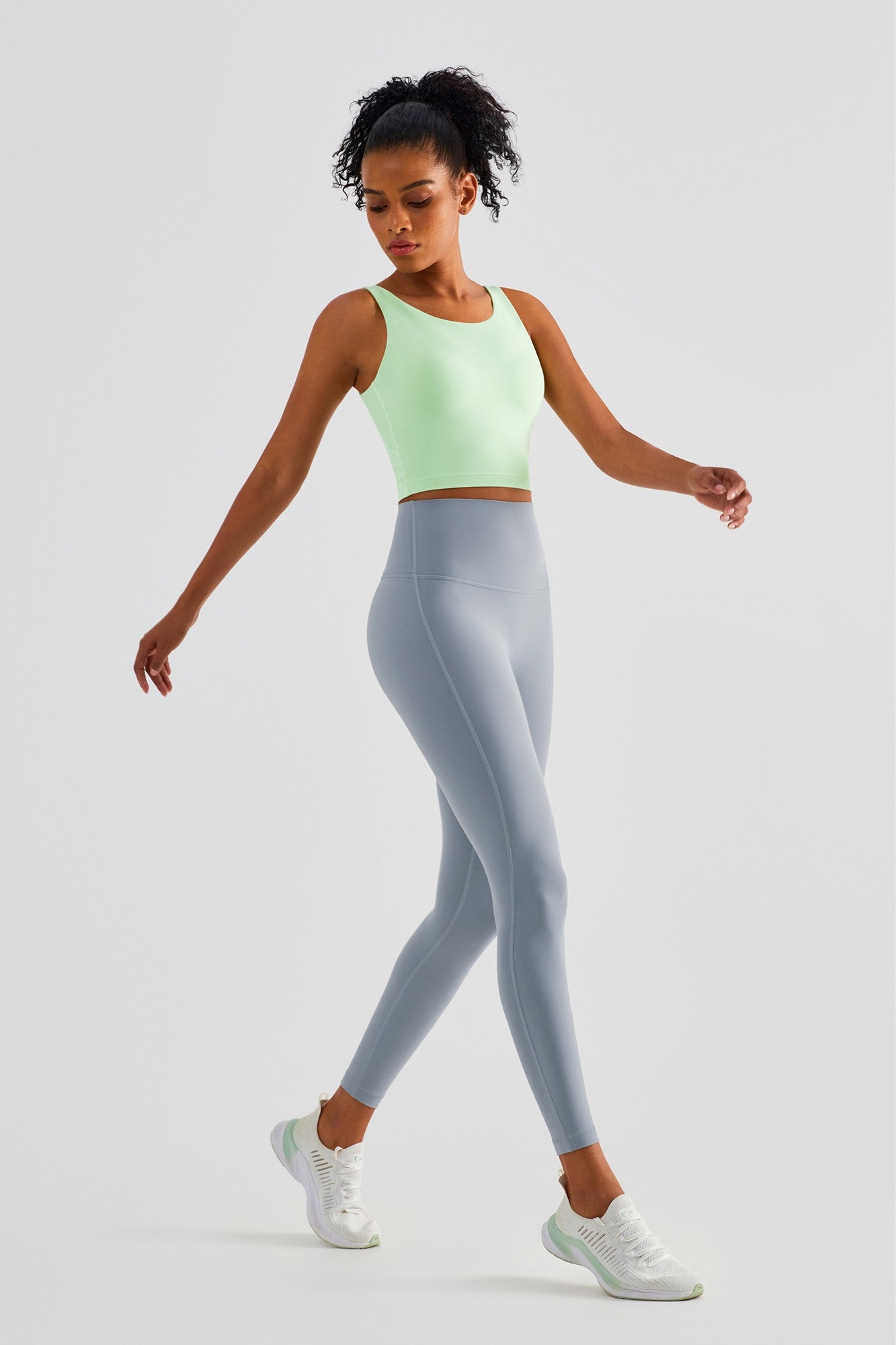 No Front Seam Leggings with Hidden Pocket