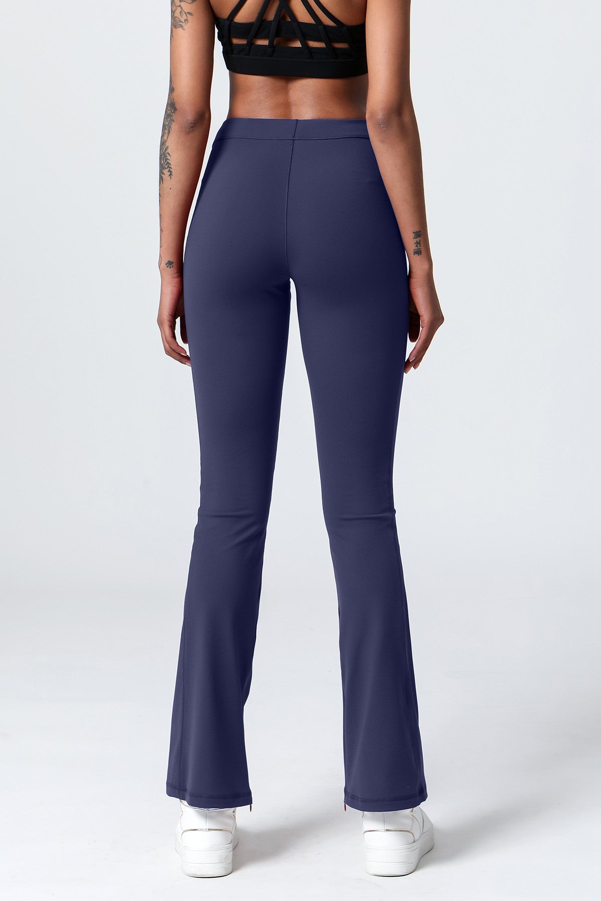 High-Waist Split Bootcut Leggings with Pockets - Trendy and Functional