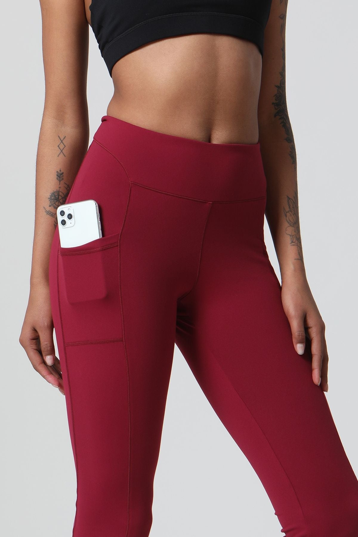 High-Waist Split Bootcut Leggings with Pockets - Trendy and Functional