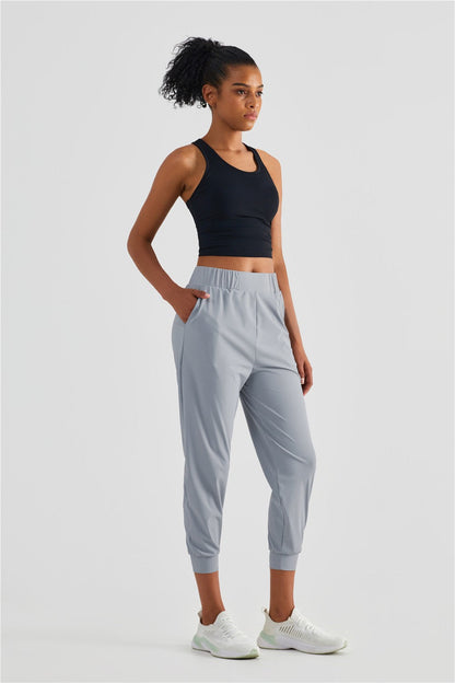 Tapered Crop Pants with Pockets