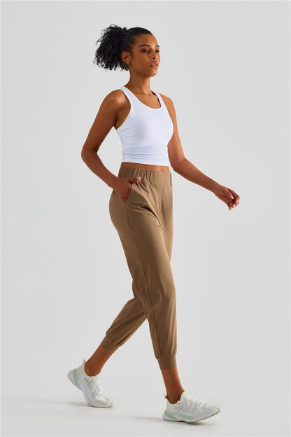 Tapered Crop Pants with Pockets