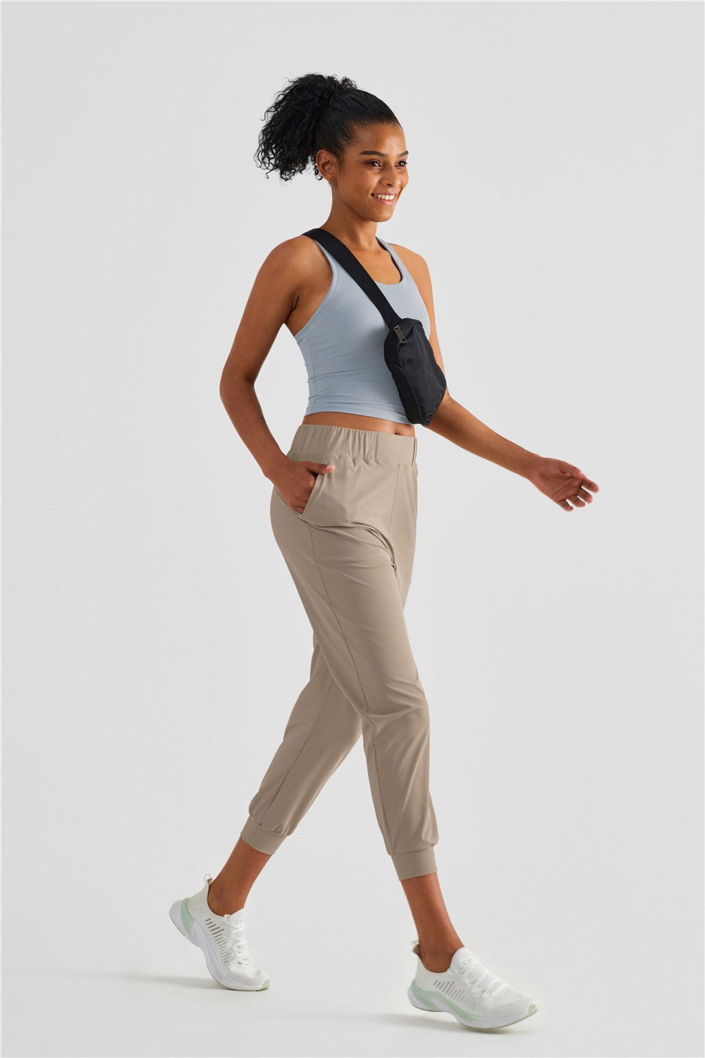 Tapered Crop Pants with Pockets