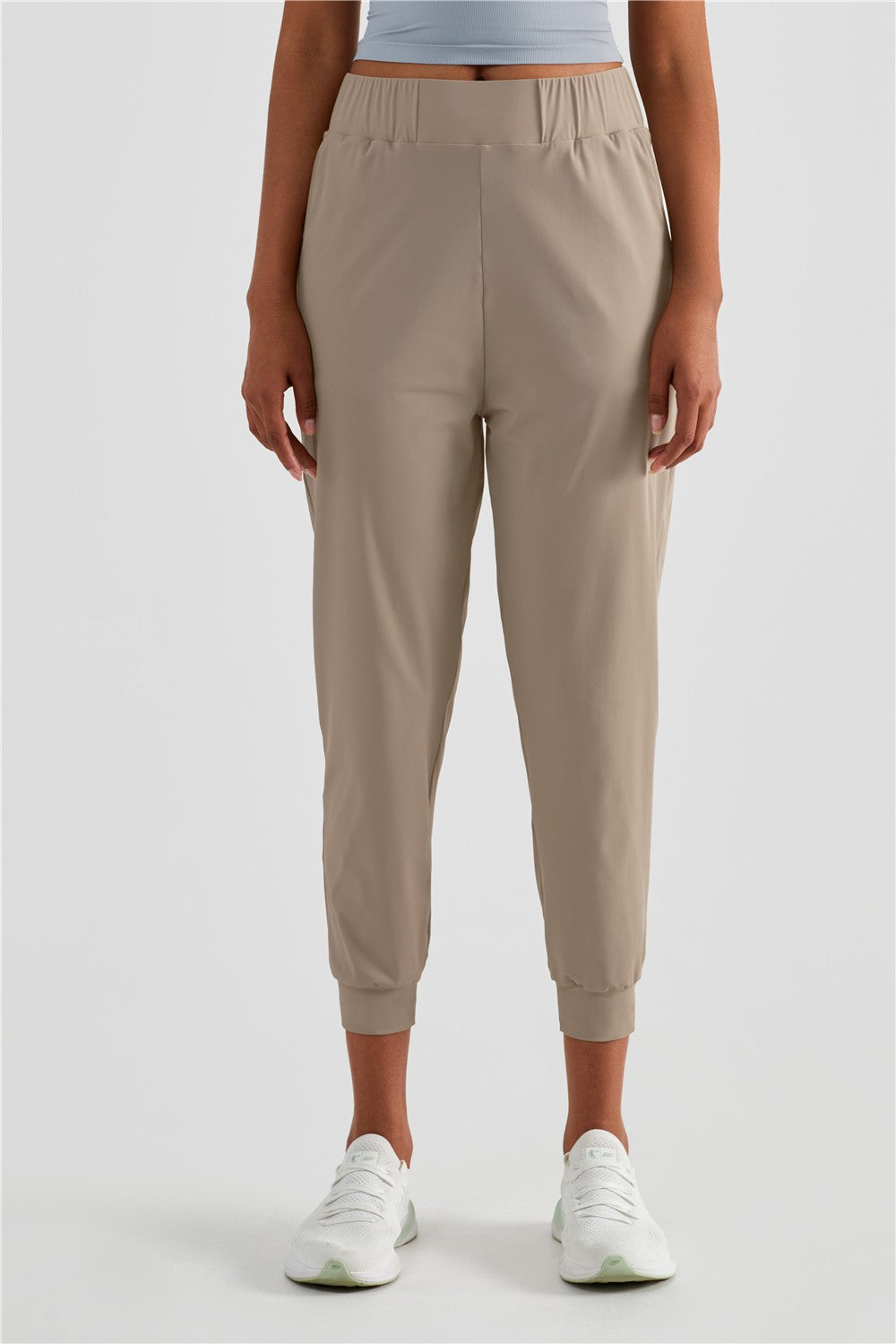 Tapered Crop Pants with Pockets