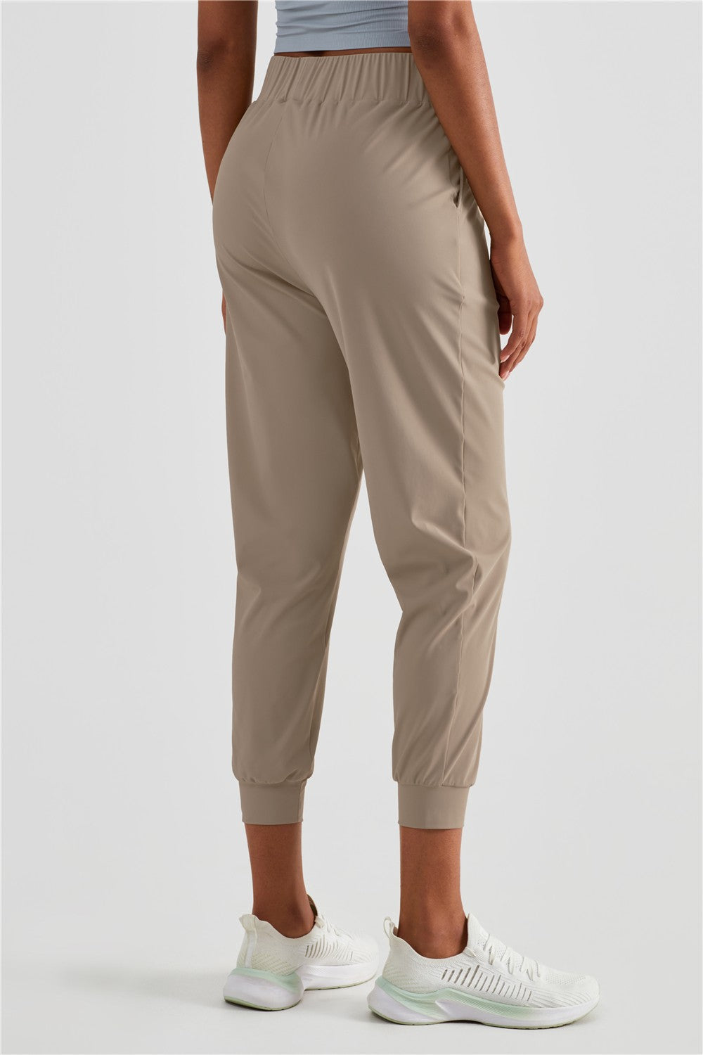 Tapered Crop Pants with Pockets