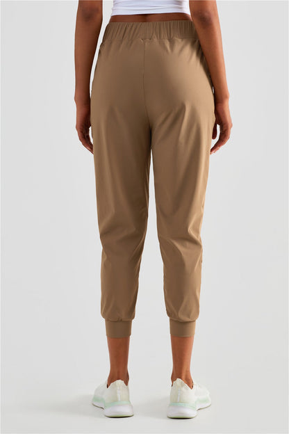 Tapered Crop Pants with Pockets